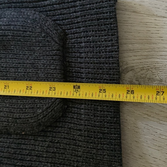 Men's J Crew 100% Lambswool Cardigan gray size S three pockets  cabin preppy - Picture 9 of 11